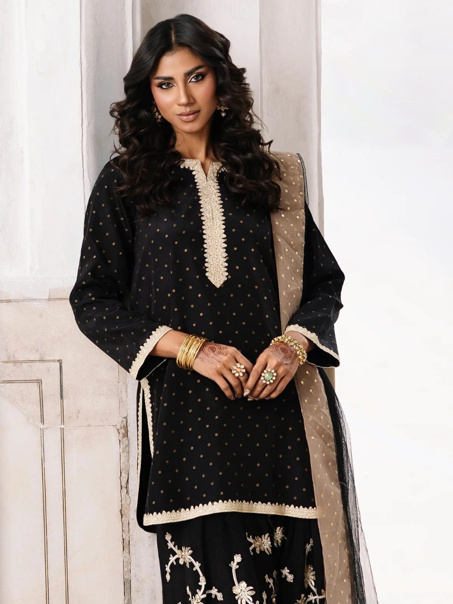 EMBROIDRED 3 PC SUIT