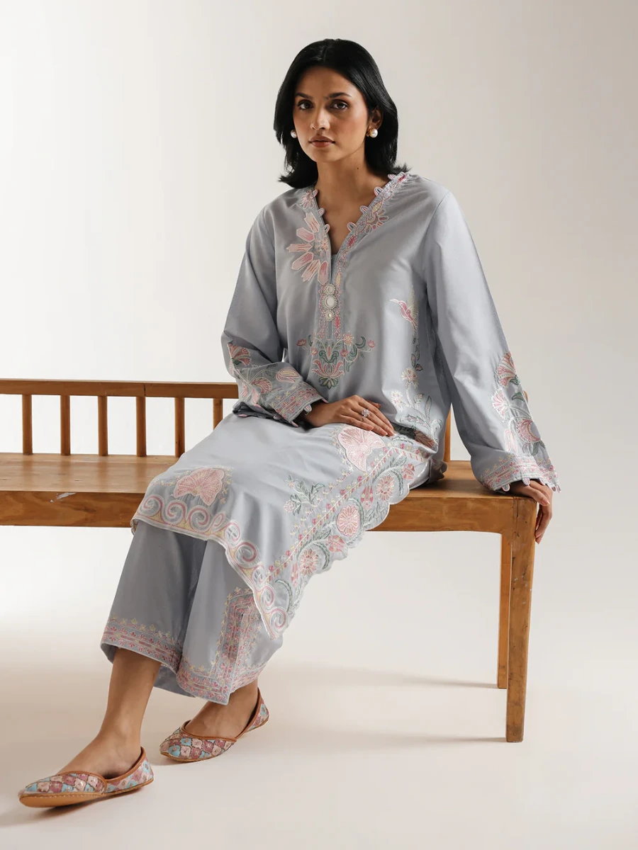 EMBROIDERED SUIT 3 PC