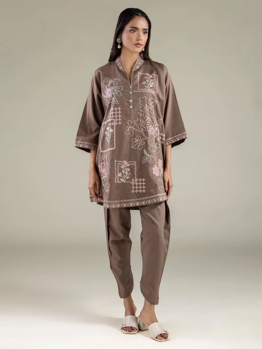 V-NECK KURTA